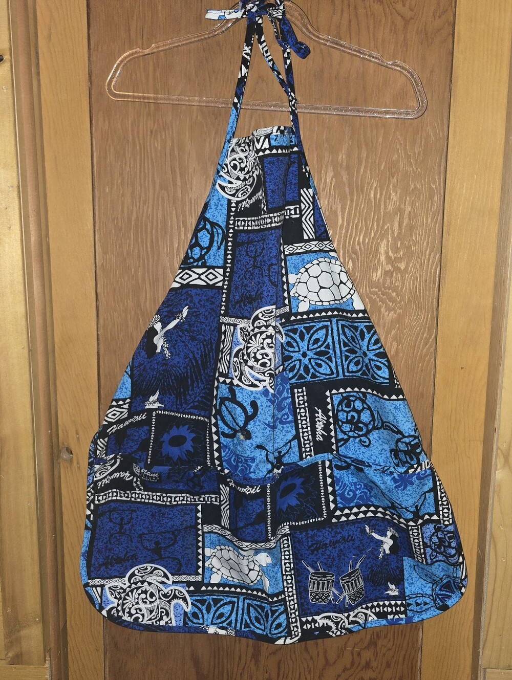 New no tags hawaiian turtle print blye pocketed chefs apron